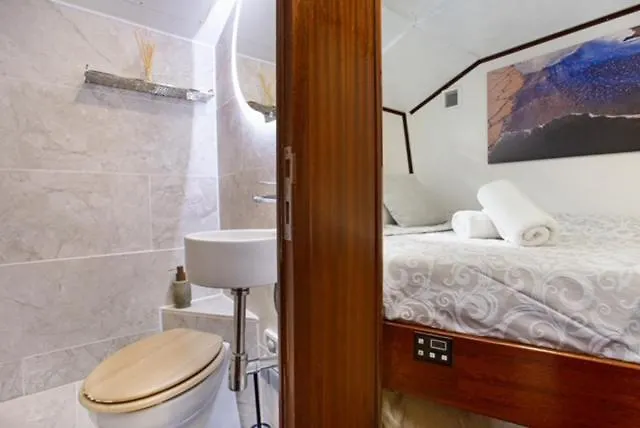 فندق Charming Boat In Barcelona - Perfect Getaway سان أدريان دي بيزوس